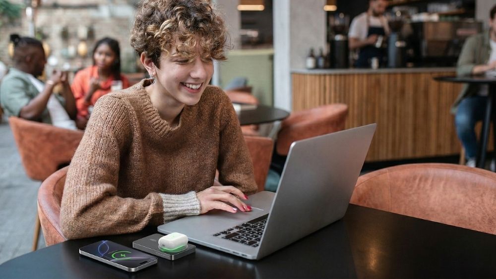 How Long Do AirPods Take to Charge? The Complete 2026 Model Guide