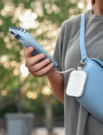 Porte-clés/batterie externe CharmGo D2 avec logo RORRY personnalisé (5 000 mAh) -Vente en gros